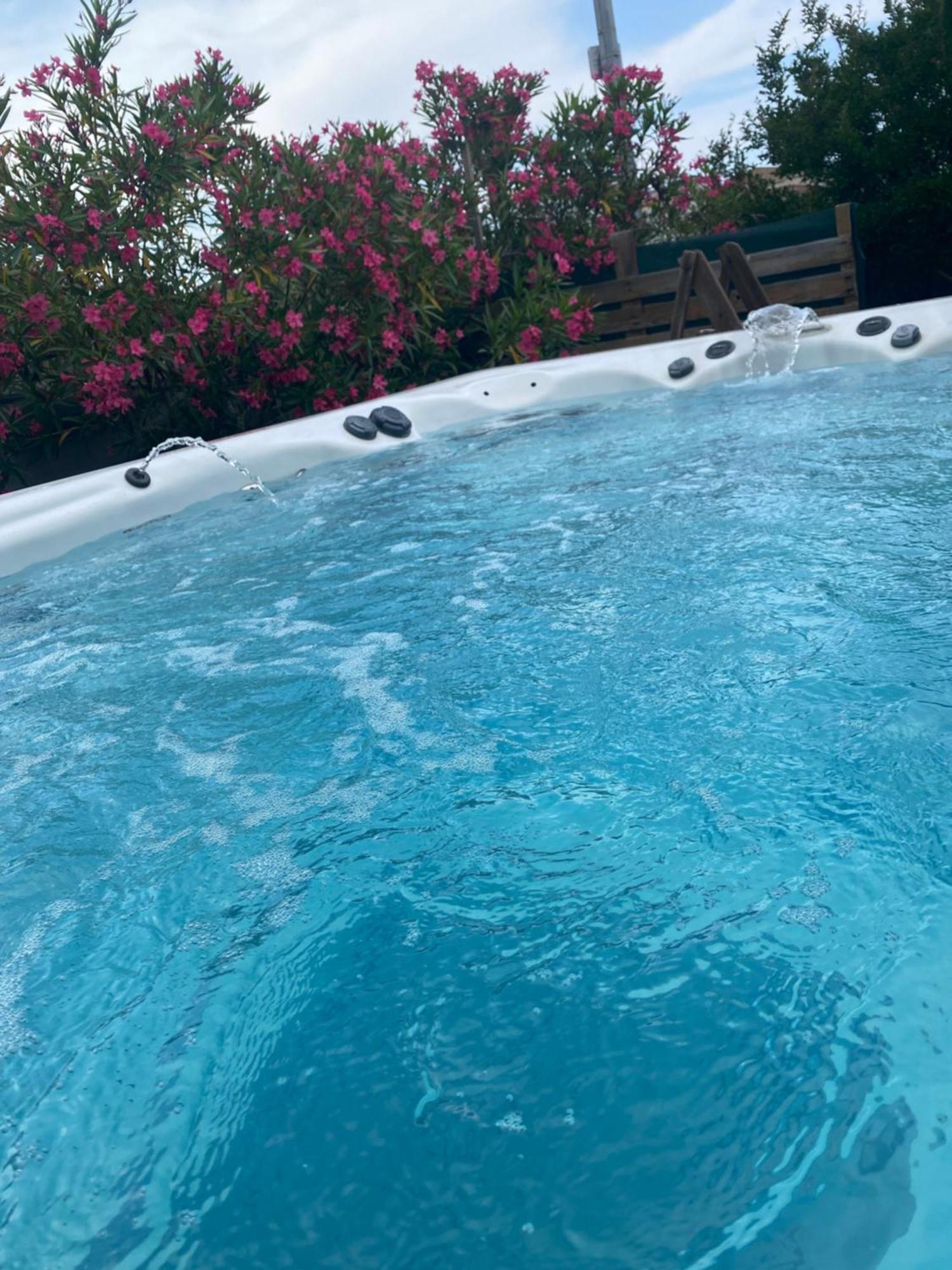 Nature Et Spa 彭特·圣特斯普利特 外观 照片